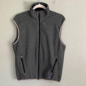 Patagonia Women’s Gray Zip Up Vest Size Medium